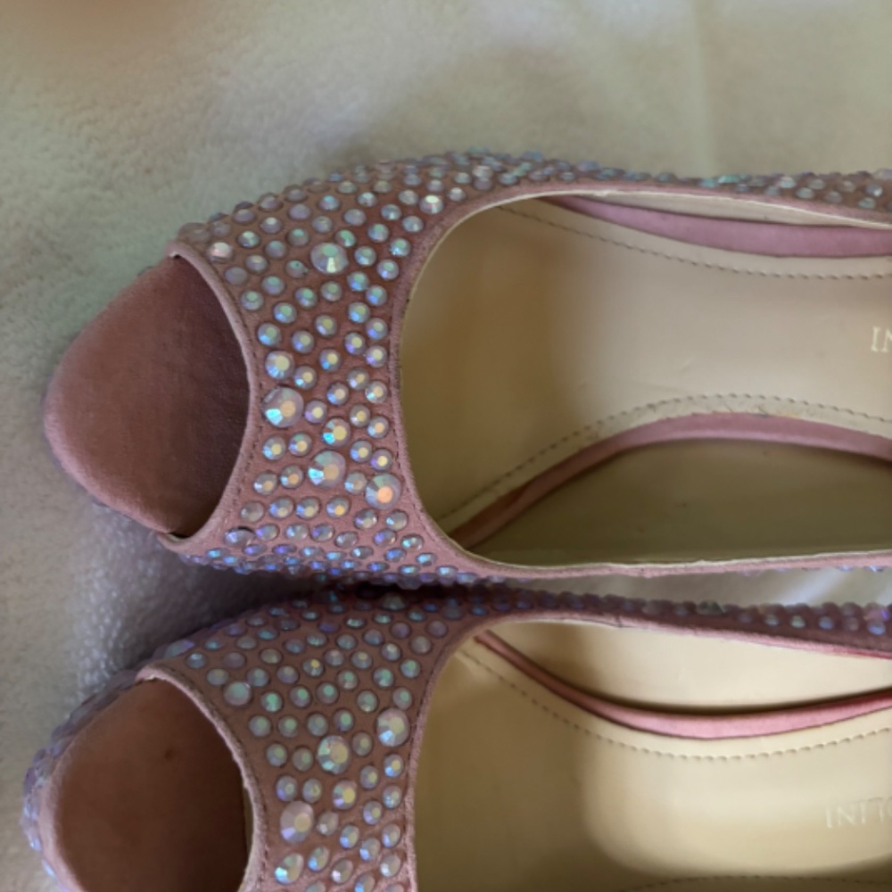 ENZO ANGIOLINI SHOES